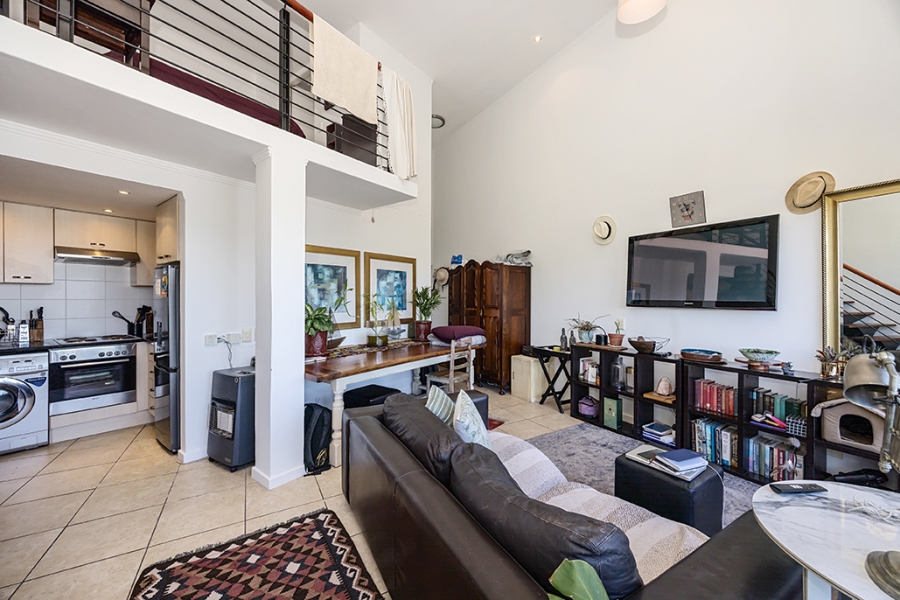 To Let 1 Bedroom Property for Rent in Claremont Upper Western Cape